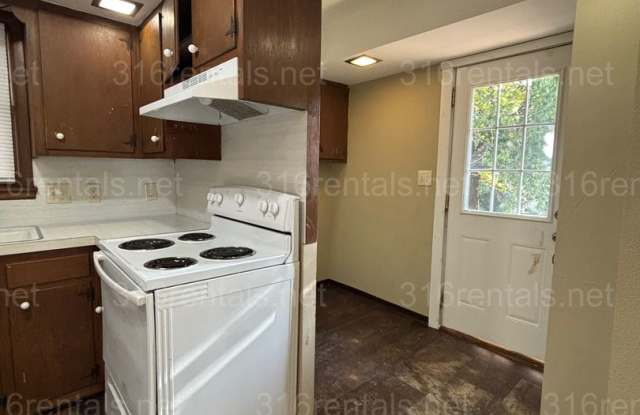 Two bed one bath available now! Gallery 3