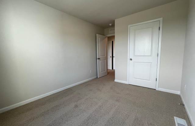 147 TIGNEY Drive Gallery 4