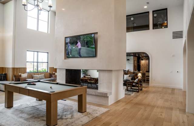 The Olsen Gallery 2