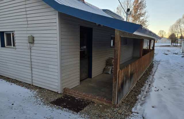 143 North Jackson Avenue - 1 photos photos