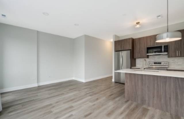 3956 South Indiana Avenue - 3956-1R photos photos