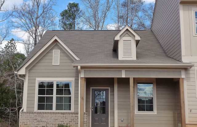 Townhome For Rent in Calera, AL - Available to View with 48 Hour Notice!!! photos photos