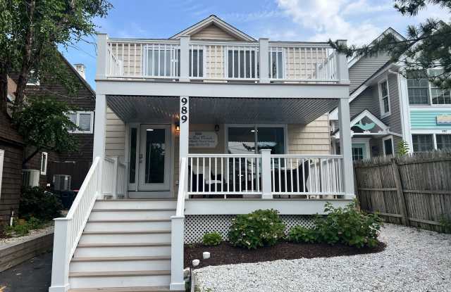989 Fairfield Beach Road photos photos 989 Fairfield Beach Road photos photos