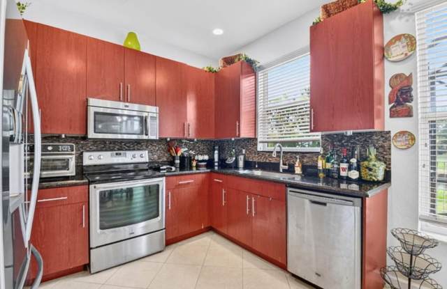 5018 Starblaze Drive, Greenacres, FL 33463 - 5931 Gallery 3