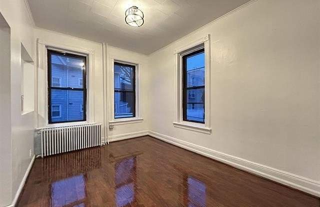 273 AVENUE C Gallery 4