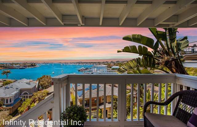 227 Carnation Avenue Studio - 227 Carnation Avenue, Newport Beach, CA 92625