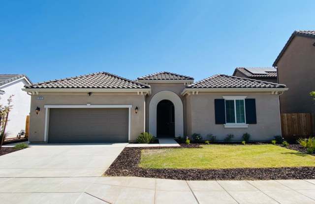 $2,495 Leonard  Ashlan, 3 Bedroom Home - La Jolla Ave, Clovis / Cul -De -Sac photos photos