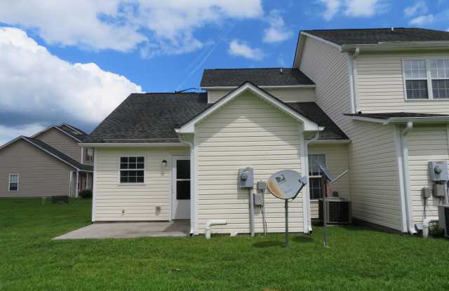 207 Ashwood Drive Gallery 3