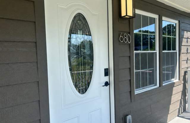Newly Updated 1-Bedroom Home with Brand-New Finishes Gallery 4
