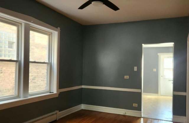 1644 N Luna Avenue Gallery 2