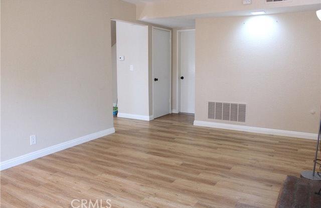 2311 Basswood Circle Gallery 1