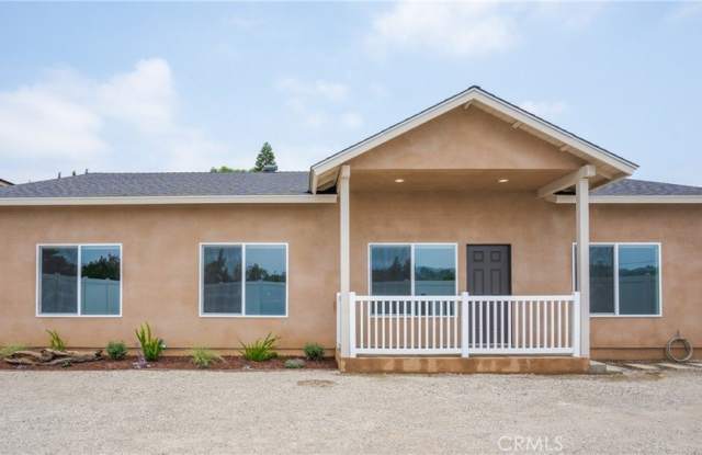 1734 E Ruddock Street photos photos