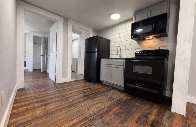 656 Riverside Dr photos photos
