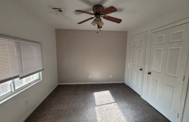 $895 - 2 bedroom/ 2 bathroom - Single Family Home - 547 North Green Street, Wichita, KS 67214