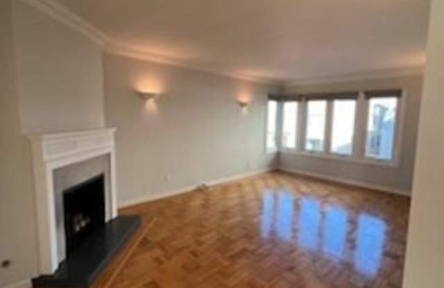 2333 Laguna Street photos photos