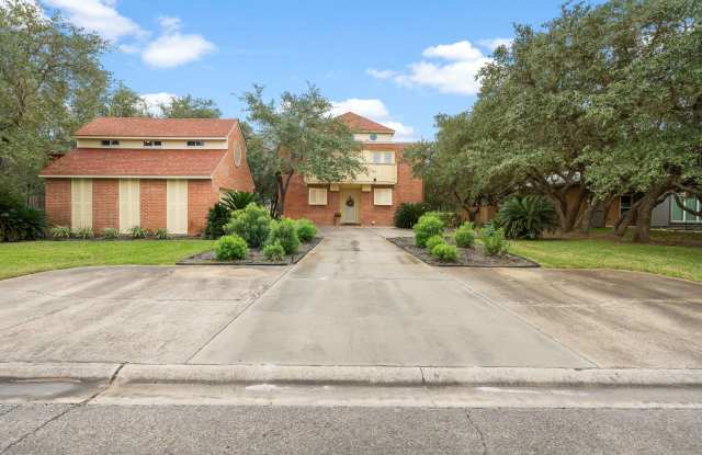 112 Forest Hills - 112 Forest Hills, Rockport, TX 78382