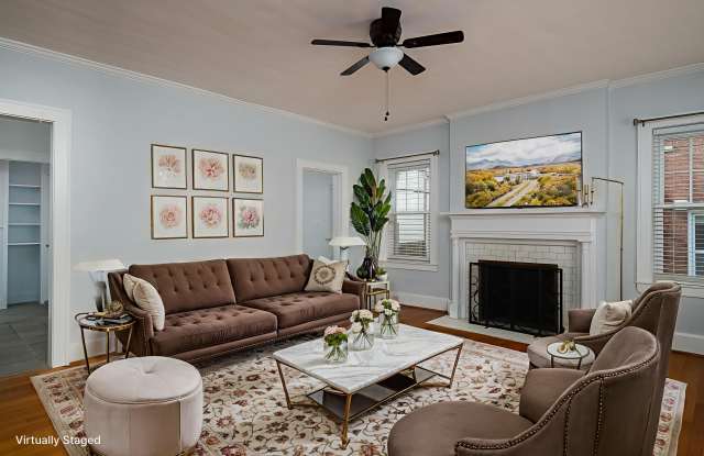 1378 Fontaine Road Gallery 3