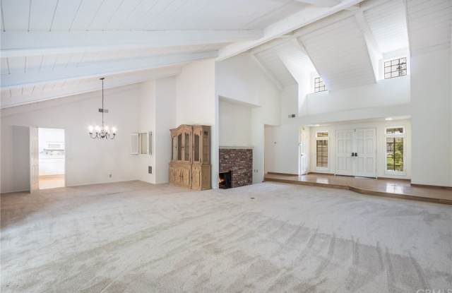 25582 Rangewood Road Gallery 4