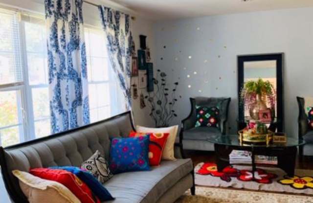 6313 SHIPLETT BOULEVARD Gallery 4