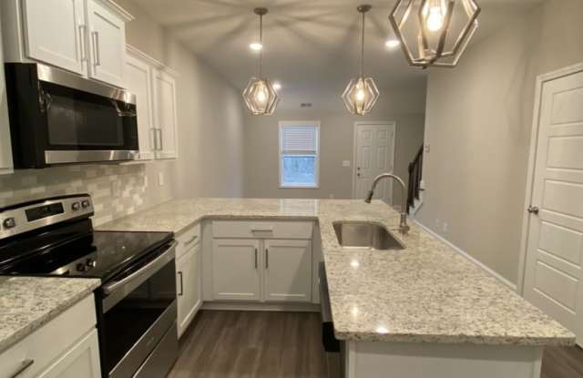 1027 Glenkirk Drive Gallery 4