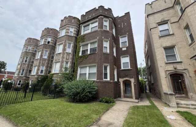 8048 South Champlain Avenue - 8048 South Champlain Avenue, Chicago, IL 60619