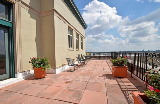 3900 Rose Hill Ave - 3900 Rose Hill Avenue, Cincinnati, OH 45229