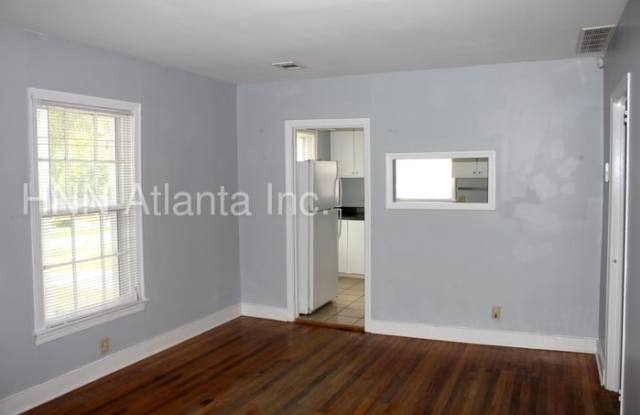 1562 Lincoln Avenue Southeast Gallery 3