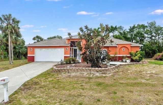 2240 Safe Harbour Court photos photos