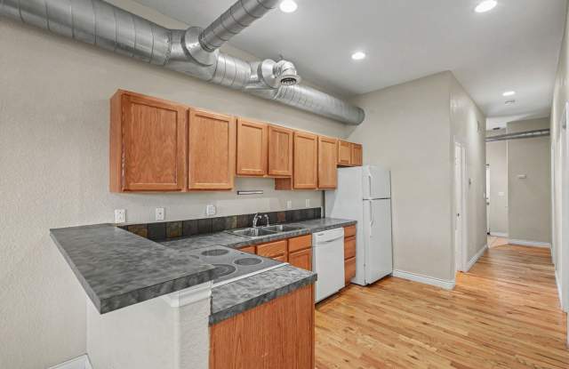 Updated 2 Bed Apartment Available in West Highlands/ Berkeley Area photos photos Updated 2 Bed Apartment Available in West Highlands/ Berkeley Area photos photos