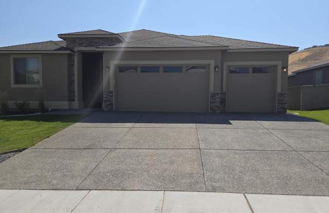 1028 Chinook Drive photos photos