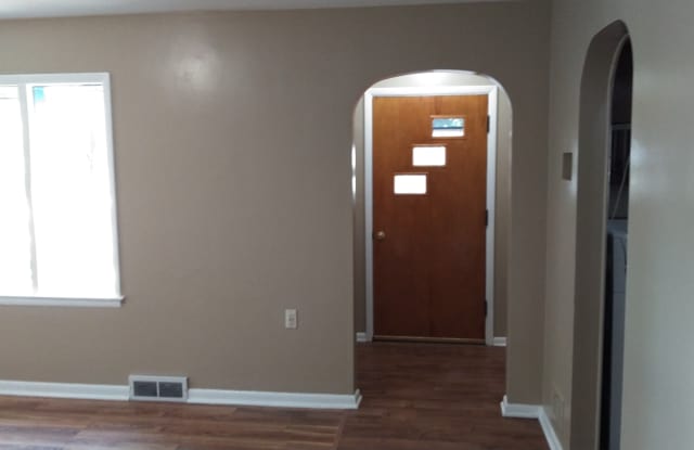 1360 N Hancock Street Gallery 4