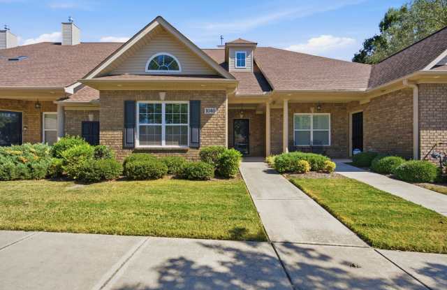 Move-In Ready Huntsville Gem with Spacious Living Gallery 1