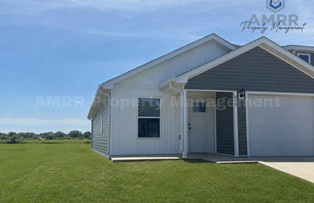 New Beginnings Start With AMRR: Cozy 3 Bedroom Available in August! photos photos