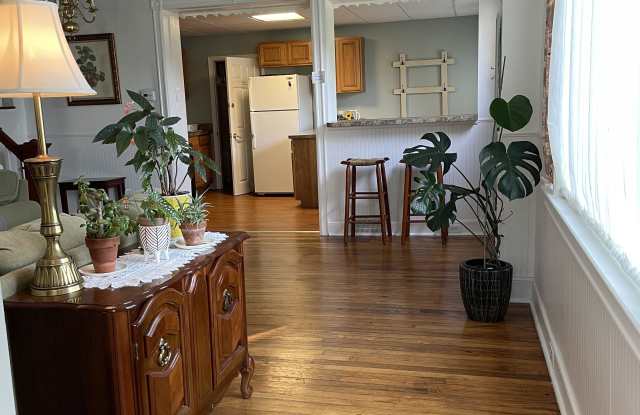 146 South Main Street - 146 South Main Street, Yardley, PA 19067