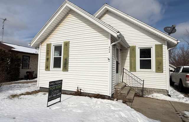 404 E Bird-Charming single family home for rent in Vandercook Lake photos photos