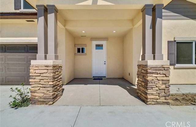 2211 West Merced Avenue Gallery 2