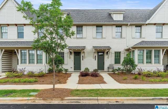 1022 WINDSOR DRIVE photos photos