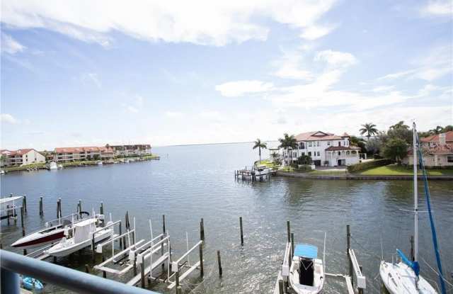 363 PINELLAS BAYWAY S photos photos