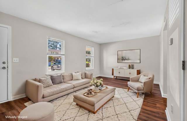 Convenient Living in Windsor Hill Gallery 1