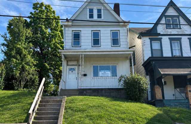 Charming 3 Bed 1 Bath Home! Recently Updated! Gallery 1