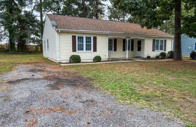 20805 A Shaker Dr, S Chesterfield, VA 23803 Gallery 1
