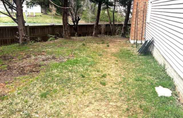 10504 TROWBRIDGE Court Gallery 2