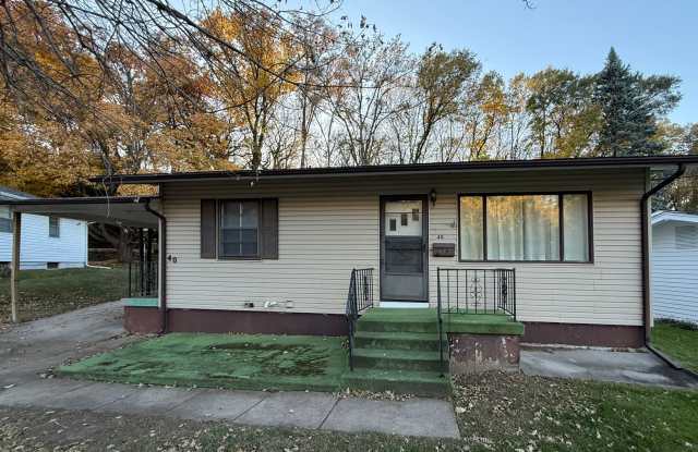 Quiet Cul-de-Sac Living in Council Bluffs photos photos