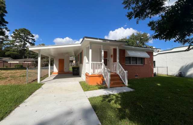 3 Bedroom Home in Live Oak Neighborhood photos photos