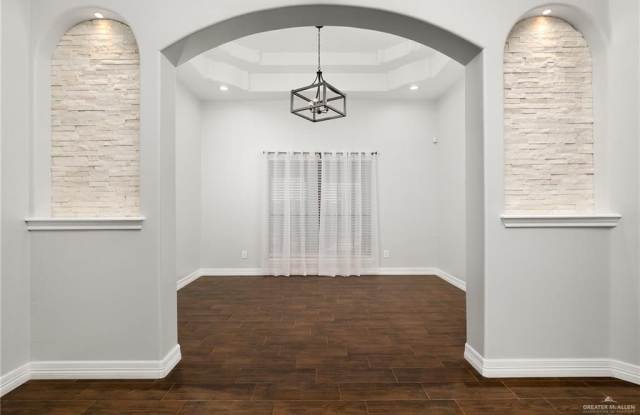 508 N 17th Street Gallery 3