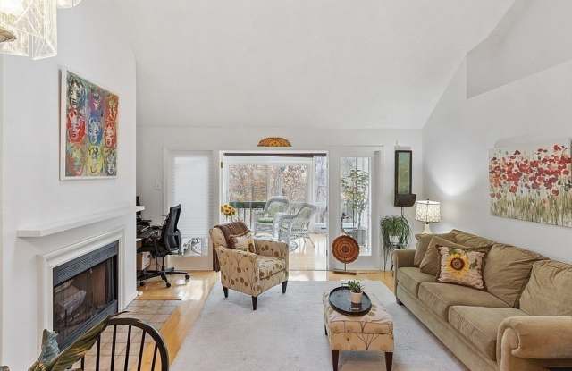 39 Monadnock Dr photos photos