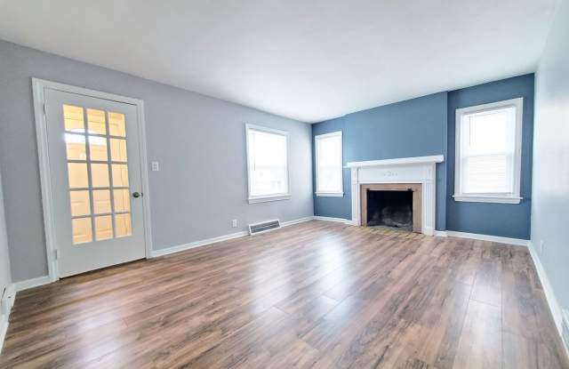 3 Bed - 2 Full Bath Cape Cod for Rent in Warrensville Heights | Phenomenal! Gallery 3