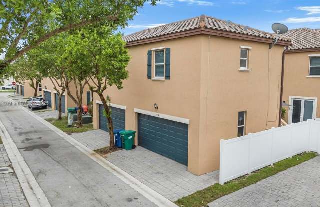 9341 SW 171st Ave photos photos