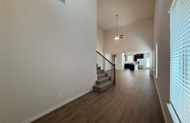 2033 Crockett Way Gallery 3