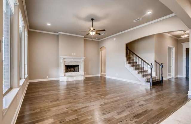 104 High End Court Gallery 2